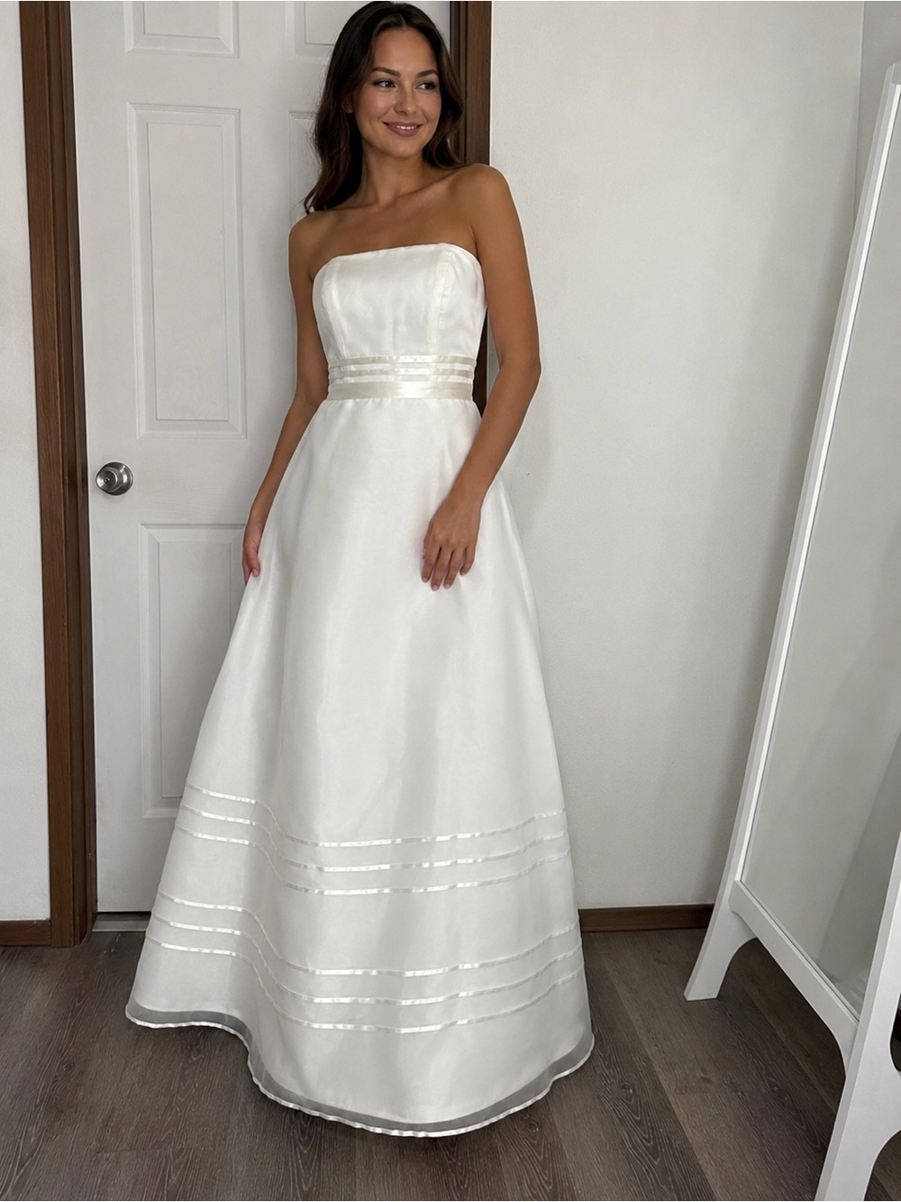 David’s Bridal Ivory Strapless A-Line Wedding Dress Size 4 T8792 Bridal Gown